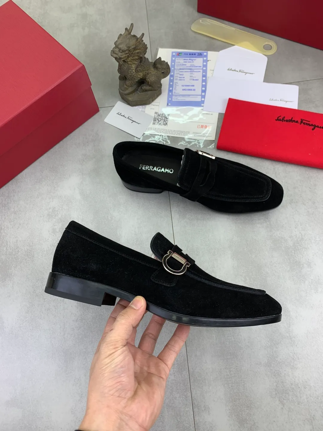 Men's men's shoes 💰P600💰[New model] High quality water-dyed cowhide 🆘[Salvatore Ferragamo] Ferragamo's latest casual business leather shoes for men! Listed simultaneously! The fabric is made of specially imported original calfskin, and the interior is made of imported water-dyed cowhide. It is absolutely luxurious and leads the fashion trend. Matching code: 38-44 (45 and 46 can be customized) 5️⃣ colors available